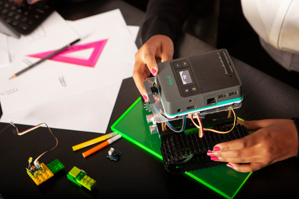 more-layoffs-at-pivoting-london-ed-tech-startup-pi-top